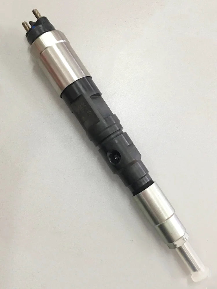 095000-0551 Fuel Injector For John Deere 8.1L 8.1D 6081T Diesel Engine RE501010 RE524368 SE501940 AP50801 AP50901 095000-0550